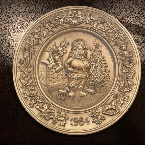 VTG Andrea Hollis Pewter Santa Christmas plate 1984 - Picture 1 of 6